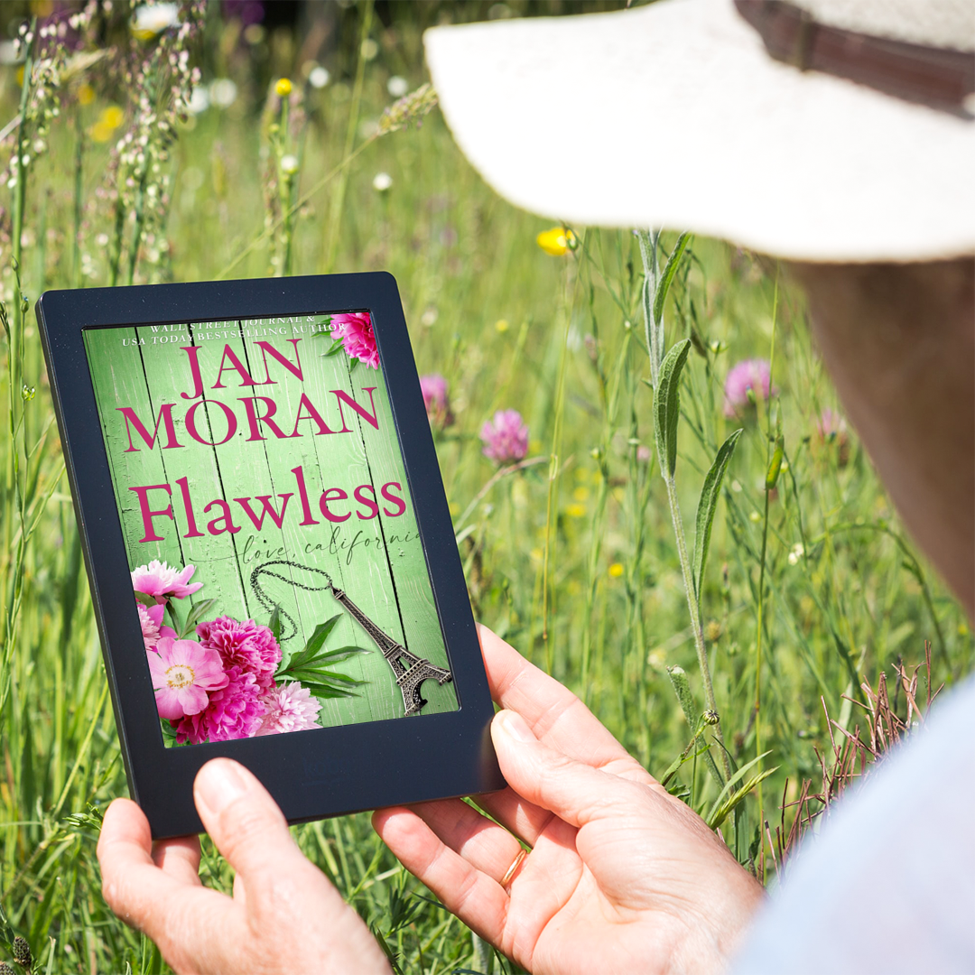 Flawless Ebook by Jan Moran, best friends, Jan Moran, friendship, travel, Paris, Spain, Australia, Malibu, Ireland, falling in love, strong female lead, womens fiction luxury, fashion, fun